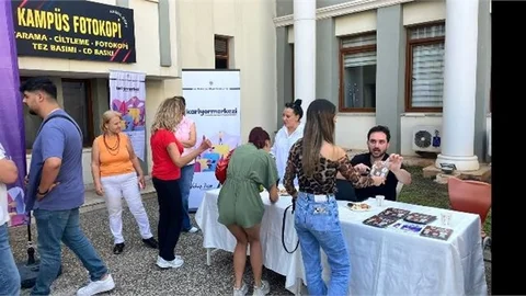 KARİYER MERKEZİ'NDEN ÜNİVERSİTELİLERE TAM DESTEK