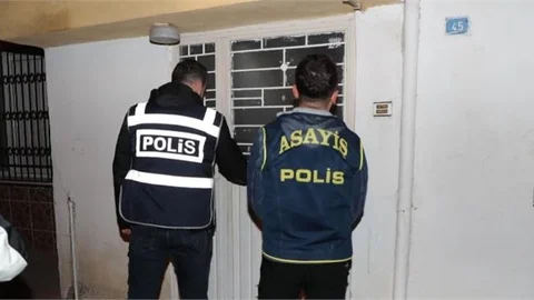 MERSİN'DE ARANAN 68 ŞAHIŞ YAKALNDI