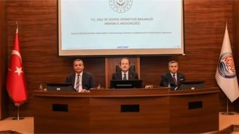 VALİ PEHLİVAN, KADINA YÖNELİK ŞİDDETLE MÜCADELE TOPLANTISI DÜZENLENDİ