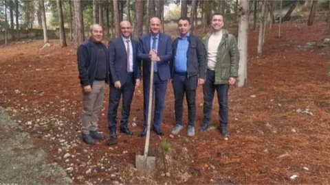 Tarsus'ta" Öğretmenler Günü Hatıra Fidan Dikimi Etkinliği!