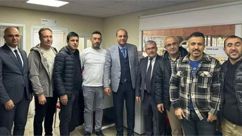 TARSUS'TA ÖĞRETMENLERDEN KAN BAĞIŞI