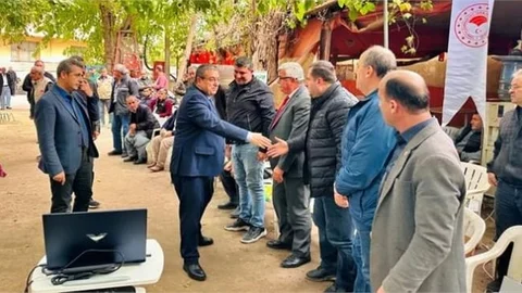 "ÇİFTÇİ NEREDE BİZ DE ORADA" TOPLANTISU