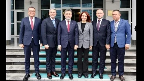 MHP'Lİ BAŞKAN YILDIRM İLE MECLİS ÜYELERİ ERDOĞAN VE AVŞAR ANKARA'DA