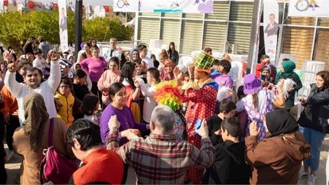 BÜYÜKŞEHİR ‘DÜNYA ENGELLİLER GÜNÜ’NDE ÖZEL BİR ETKİNLİK HAZIRLADI