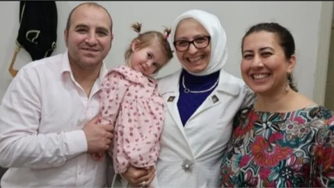 MERSİN İL MİLLÎ EĞİTİM MÜDÜRÜ FAZİLET DURMUŞ'UN EV ZİYARETLERİ DEVAM EDİYOR