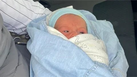 MERSİN'DE TERK EDİLMİŞ BEBEK BULUNDU