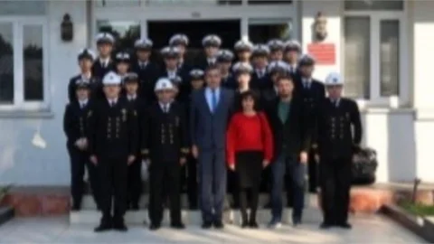 MERSİN TERSANESİ KOMUTANLIĞINA GEZİ DÜZENLENDİ