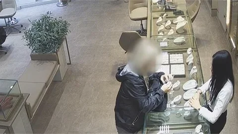 SAHTE ALTIN İMAL EDİP KUYUMCULARA SATAN ŞEBEKE ÇÖKERTİLDİ