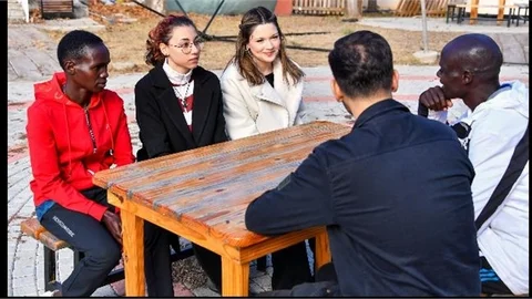 ‘6. ULUSLARARASI MERSİN MARATONU’NA HELLO MERSİN DESTEĞİ