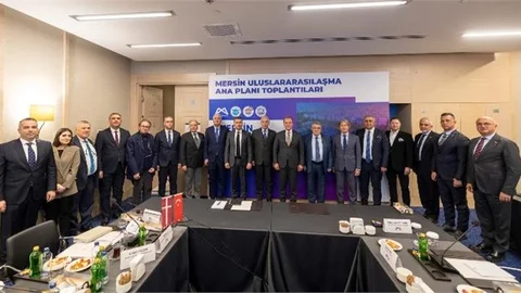 BAŞKAN SEÇER, ULUSLARASILAŞMA ANA PLANI TOPLANTILARI İÇİN FAHRİ KONSOLOSLAR İLE BİR ARAYA GELDİ