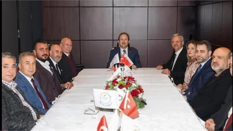 VALİ PEHLİVAN BAŞKANLIĞINDA, MERSİN TARSUS OSB MÜTEŞEBBİS HEYET TOPLANTISI GERÇEKLEŞTİRİLDİ