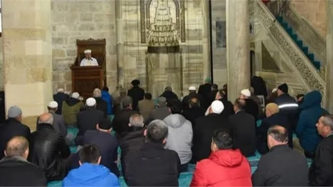 TARSUS'TA ŞEHİTLERİMİZ İÇİN MEVLİD OKUTULDU