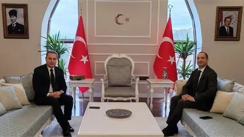 BOZYAZI KAYMAKAMI BOZDEMİR'DEN KAYMAKAM AKYÜZ'E ZİYARET