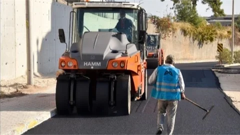 MESKİ, ASFALT KAPLAMA ÇALIŞMALARINA DEVAM EDİYOR