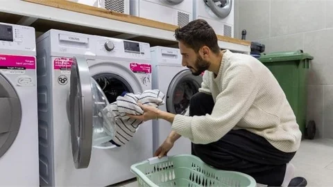 BÜYÜKŞEHİR İLE ÖĞRENCİLER İÇİN ‘BARINMA’ SORUN OLMAKTAN ÇIKIYOR