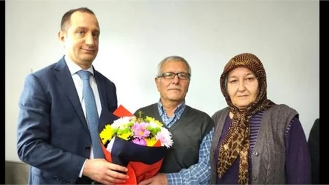 KAYMAKAM AKYÜZ'DEN ŞEHİT AİLESİNE ZİYARET