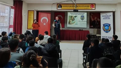 MERSİN POLİSİ EĞİTİMLERE DEVAM EDİYOR!