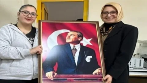 MÜDÜR FAZİLET DURMUŞ, YAPAY ZEKÂ VE DİJİTAL DÖNÜŞÜM UZMANLARIYLA BİR ARAYA GELDİ