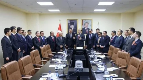 VALİ PEHLİVAN, VALİ YARDIMCILARI İLE KAYMAKAMLAR İLE BİRARAYA GELDİ