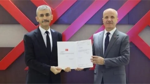 Rektör Prof. Dr. Ali Özen Yök’te Düzenlenen Törenle Mazbatasını Aldı