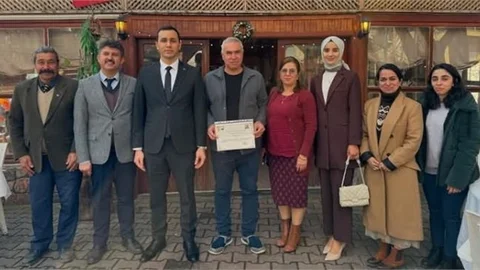 KAYMAKAM AVCI, EMKLİYE AYRILAN BEKİR ŞİMŞEK'İN VEDA YEMEĞİNE KATILDI