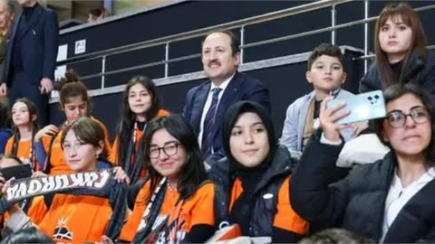 VALİ PEHLİVAN, ERDEMLİLİ ÇOCUKLARI AĞIRLAD8