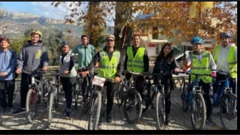 MERSİN ÜNİVERSİTESİ ÖGRENCİ TOPLULUKLARININ ÜNİDES BAŞARISI