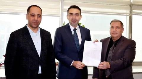 AK Parti Mersin İl Başkanı Adem Aldemir Mazbatasını Aldı