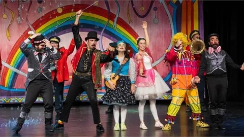 BÜYÜKŞEHİR’DEN ÇOCUKLARA YARIYIL HEDİYESİ ‘TİYATO ŞENLİĞİ