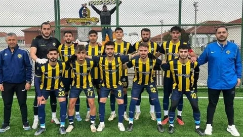 BAŞKAN YOK OYUNCU YOK TARSUS İDMANYURDU, ANAMUR MAÇINA GİDEMIYOR