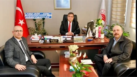 İL MÜDÜRÜ KARADAĞ'DAN, MÜDÜR ATEŞ'E HAYIRLI OLSUN ZİYARETİ