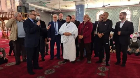 MERSİN'DE 221 KİŞİ UMREYE GİDECEK