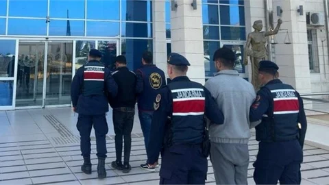 “JANDARMA KABLO HIRSIZLIĞI ŞÜPHELİLERİNİ YAKALADI”