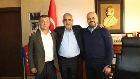 BAŞKANLAR ÇEKMEZ İLE KESKİNASLAN'DAN BAŞKAN SARI 'YA ZİYARET