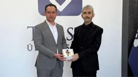 BAŞKAN SOFU'DAN, REKTÖR ÖZEN'E " HAYIRLI OLSUN " ZİYARETİ