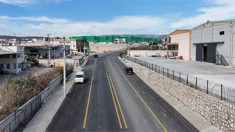 BÜYÜKŞEHİR, MERKEZ VE İLÇELERDE ULAŞIM ALTYAPISINI GÜÇLENDİRMEYE DEVAM EDİYOR