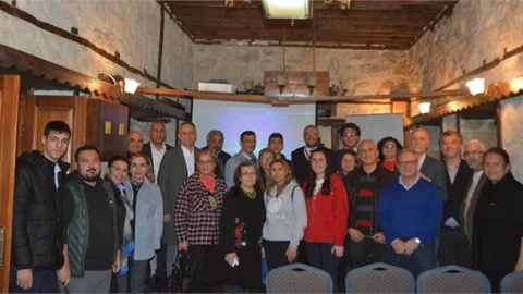 TADEKA’DA “GÜNLÜK YAŞAMDA YAPAY ZEKA” KONULU SÖYLEŞİ