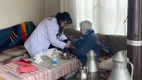 ÇAMLIYAYLA BELEDİYESİ'NİN SAĞLIK EKİBİ ÇALIŞMALARINA HIZLI BAŞLADI