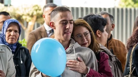 MERSİN'DE OTİZME BİR FARKINDALIK DAHA: AVM’LERİN IŞIKLARI VE SESLERİ KISILDI