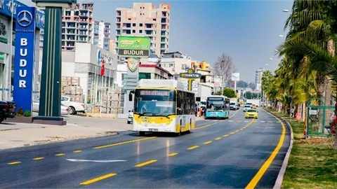 MERSİN’İN YOLLARINA BÜYÜKŞEHİR DOKUNUŞU