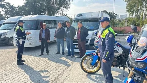 JANDARMA, OKUL SERVİS ARAÇLARINI DENETLEDİ