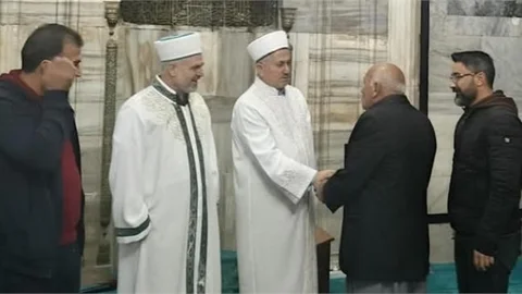 TARSUS'TA BERAT GECESİ IDRAK EDİLDİ