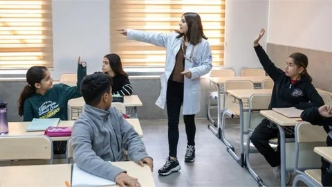 BÜYÜKŞEHİR KURDALİ SOSYAL YAŞAM MERKEZİ HİZMET VERMEYE BAŞLADI