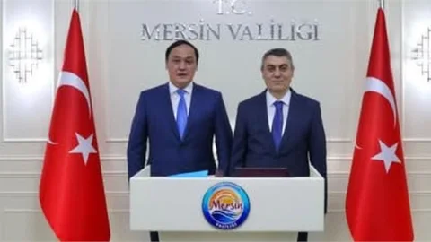 VALİ TOROS, KAZAKİSTAN JANBİL VALİSİ KARASHUKEYEV İLE GÖRÜŞTÜ