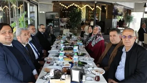 MERSİN EĞİTİME DESTEK PLATFORMU, MERSİN ÜNİVERSİTESİ EVSAHİPLİĞİNDE TOPLANDI