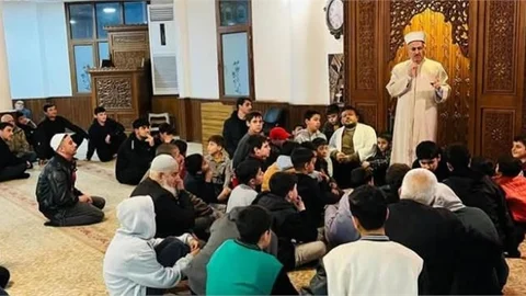 TARSUS'TA CAMİ ÇOCUK BULUŞMASI