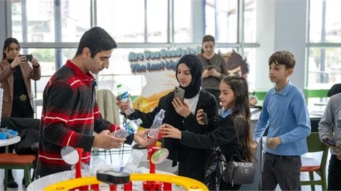BÜYÜKŞEHİR, ‘AKILLI ATIK OTOMATI’ SİSTEMİ İLE MERSİN’DE ÖNCÜ OLDU
