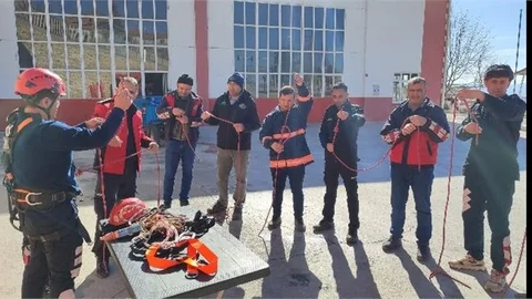 MERSİN İTFAİYESİ BİR BÖLGE İTFAİYESİ KONUMUNA GELDİ