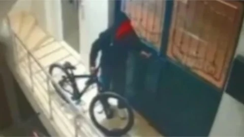 Tarsus’ta Derbi Sırasında Hırsızlık: 40 Bin TL’lik Zarar