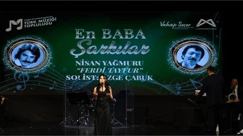 ‘EN BABA ŞARKILAR’ KONSERİ DİNLEYENLERE MÜZİK ZİYAFETİ YAŞATTI